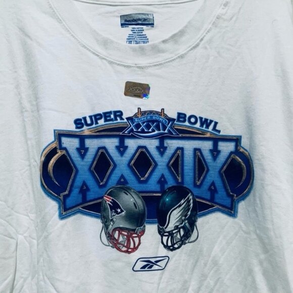 NFL (4) ITEMS SUPERBOWL XXXIX BUNDLE OFFICIAL TEE, PROGRAM,SEAT PAD & RADIO VTG - Picture 4 of 16